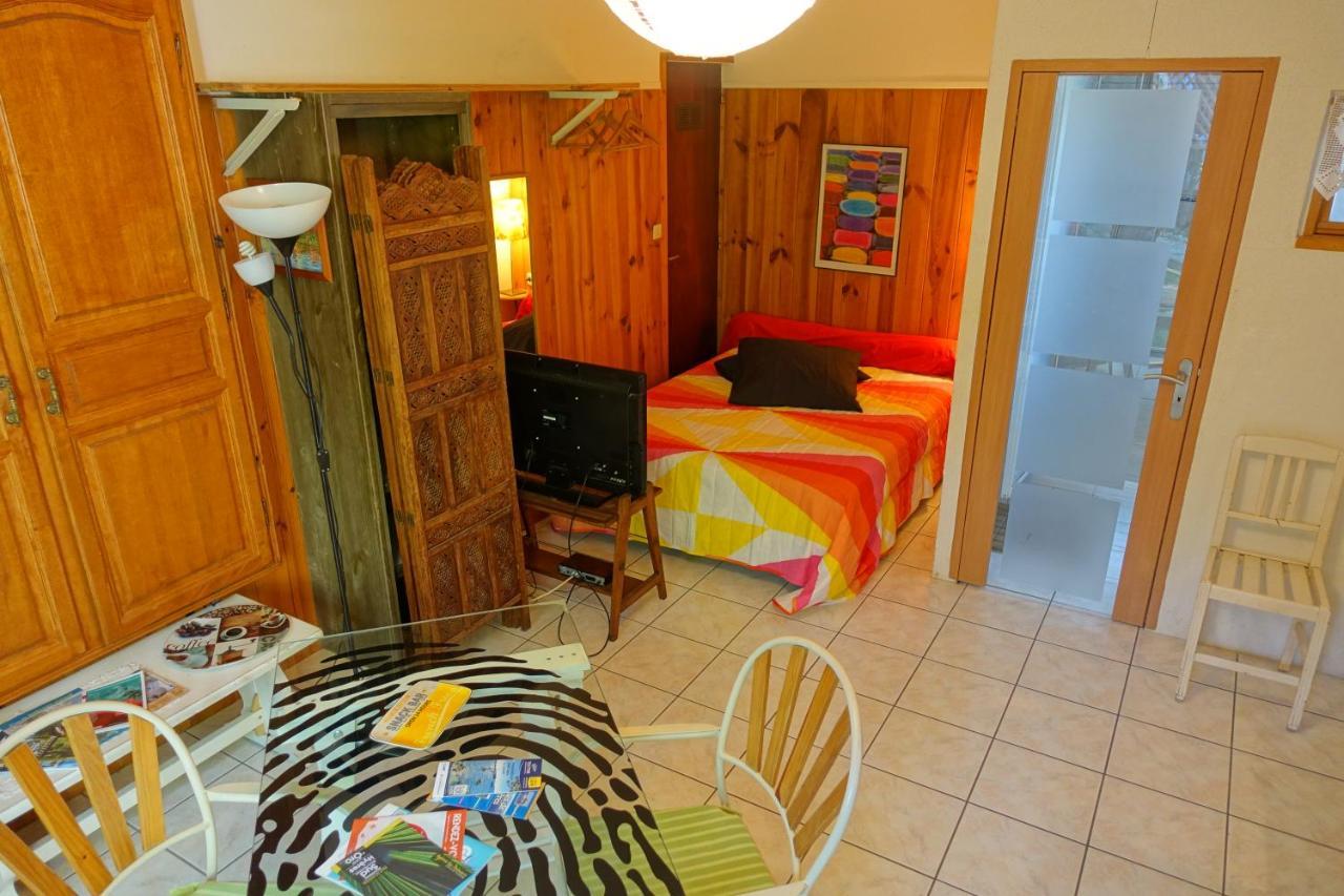 Studio Grotte Des Fees Hyeres Exterior photo