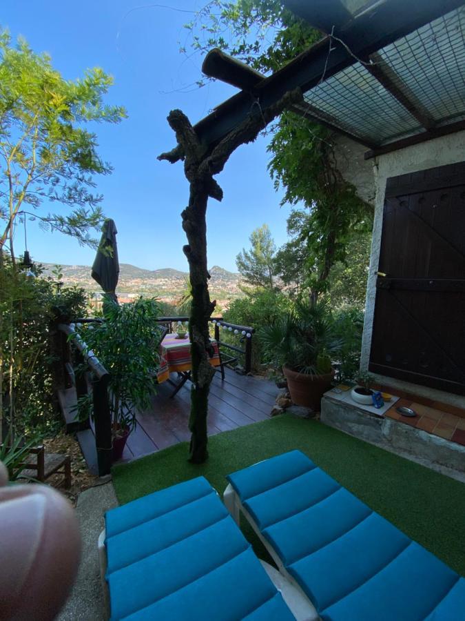Studio Grotte Des Fees Hyeres Exterior photo