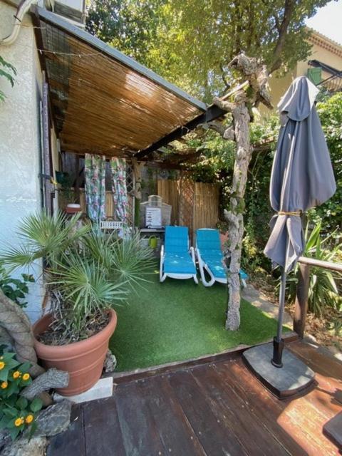 Studio Grotte Des Fees Hyeres Exterior photo